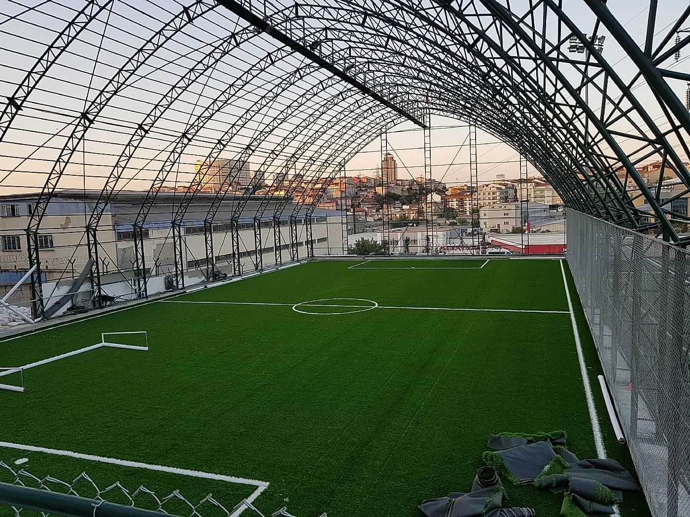 Kapalı Halı Sahalar